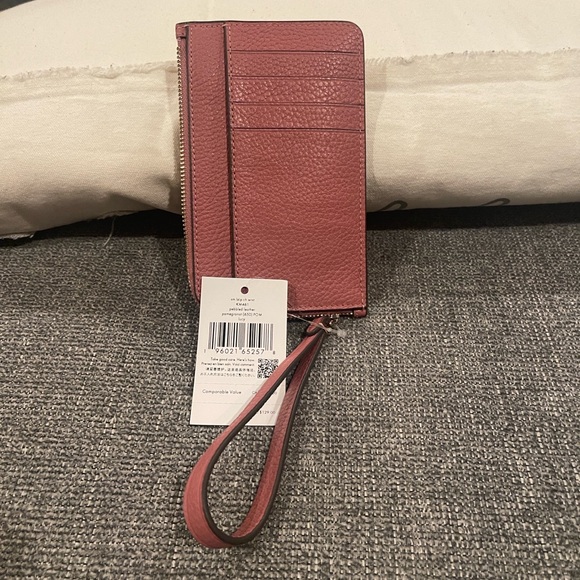 Kate Spade Pomegranate Pebbled Leather Wristlet NWT - Picture 4 of 4